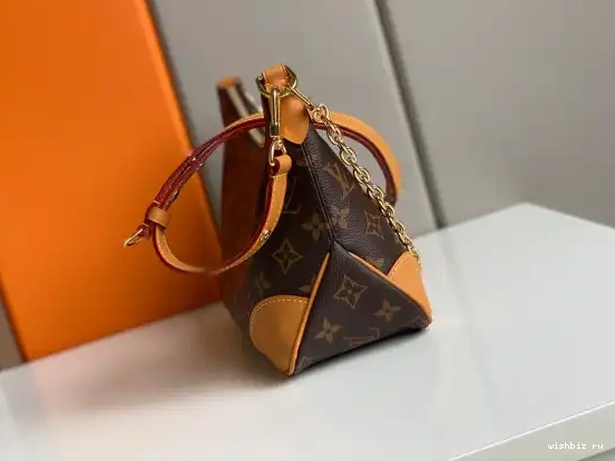 WIS ODEON LOUIS VUITTON 0522